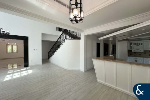 Vila di Jumeirah Islands, Dubai, UAE 4 bilik tidur, 482 meter persegi № 668012 - foto 9