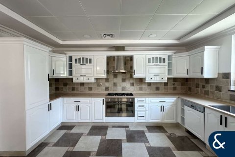 Vila di Jumeirah Islands, Dubai, UAE 4 bilik tidur, 482 meter persegi № 668012 - foto 12