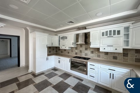 Vila di Jumeirah Islands, Dubai, UAE 4 bilik tidur, 482 meter persegi № 668012 - foto 11