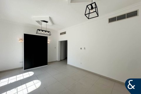 Vila di Jumeirah Islands, Dubai, UAE 4 bilik tidur, 482 meter persegi № 668012 - foto 24