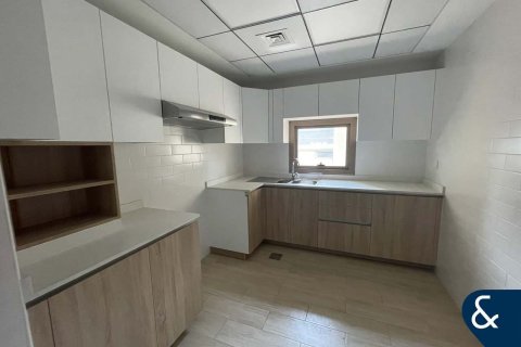 Appartamento in affitto a Business Bay, Dubai, EAU 2 camere da letto, 123 mq. № 667997 - foto 2