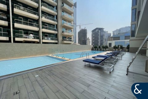Appartamento in affitto a Business Bay, Dubai, EAU 2 camere da letto, 123 mq. № 667997 - foto 18