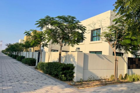 Vila v Sharjah, SAE 3 ložnice, 214 m² Č.: 689831 - fotografie 6