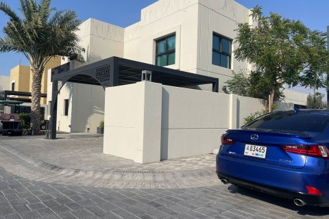 Vila v Sharjah, SAE 3 ložnice, 214 m² Č.: 689831 - fotografie 3