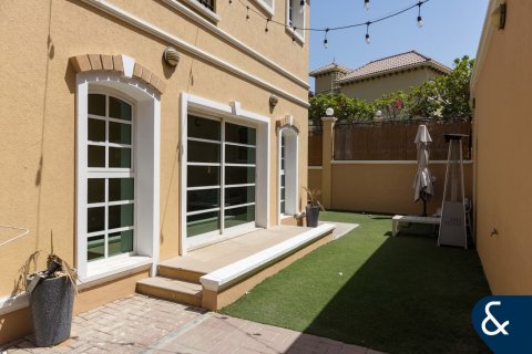 Villa in Dubai Sports City, Dubai, UAE 3 bedrooms, 293 sq.m. № 671241 - photo 14