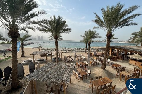 Palm Jumeirah、Dubai、UAE にあるマンション販売中 1ベッドルーム、178 m2、No671235 - 写真 3