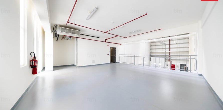 Sklad v Dubai, SAE 608.9 m² Č.: 710726