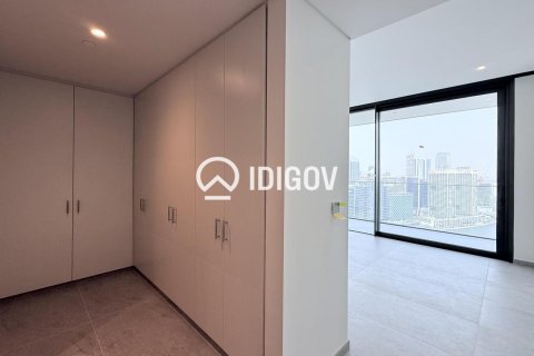 Apartmen di Business Bay, Dubai, UAE 2 bilik tidur, 134.99 meter persegi № 740985 - foto 8