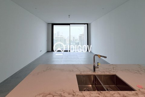 Apartmen di Business Bay, Dubai, UAE 2 bilik tidur, 134.99 meter persegi № 740985 - foto 4
