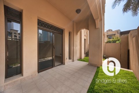Apartment sa Old Town, Dubai, UAE 1 silid-tulugan, 86 sq.m. № 697374 - larawan 3
