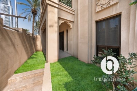 Apartment sa Old Town, Dubai, UAE 1 silid-tulugan, 86 sq.m. № 697374 - larawan 2