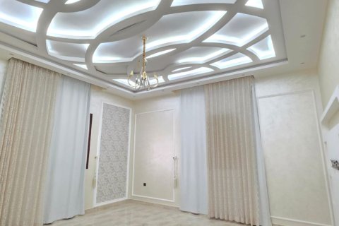 Villa à vendre à  Khuzam, Ras Al Khaimah, EAU 4 chambres, 465 m2 № 734809 - photo 10