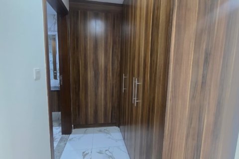 Ras Al Khaimah, संयुक्त अरब अमीरात में अपार्टमेंट, 1 बेडरूम, 77 वर्ग मीटर, संख्या 734807 - फ़ोटो 11