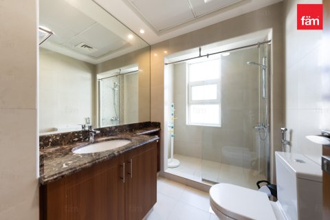 Villa till försäljning i Dubai, UAE 3 sovrum, 548.1 kvm Nr. 660464 - fotografi 22