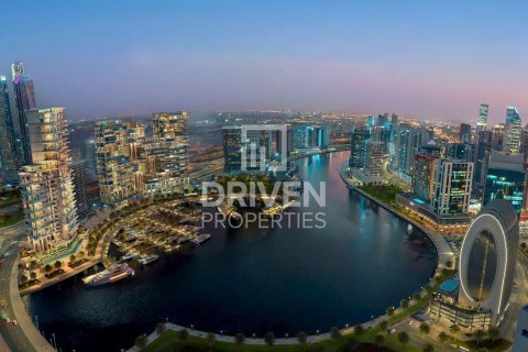 Apartment til salg i Business Bay, Dubai, UAE 4 soveværelser, 683 kvm № 683001 - foto 4