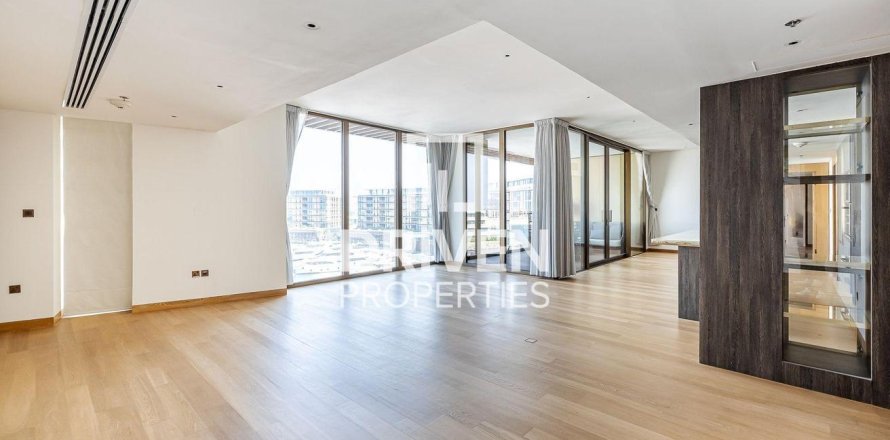 Apartament w Jumeirah, Dubai, ZEA 2 sypialnie, 209 mkw. nr 683003