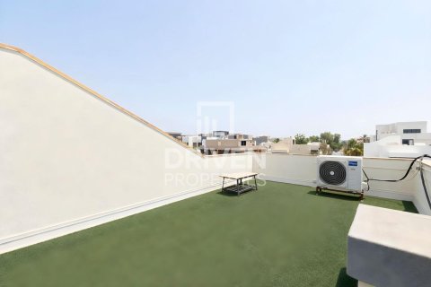 Jumeirah, Dubai, UAE의 임대용 빌라 침실 4개, 743.13제곱미터 번호 745112 - 사진 26