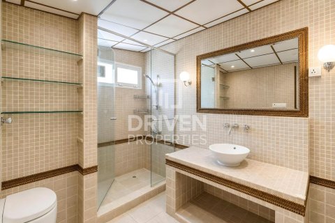 Jumeirah, Dubai, UAE의 임대용 빌라 침실 4개, 743.13제곱미터 번호 745112 - 사진 20
