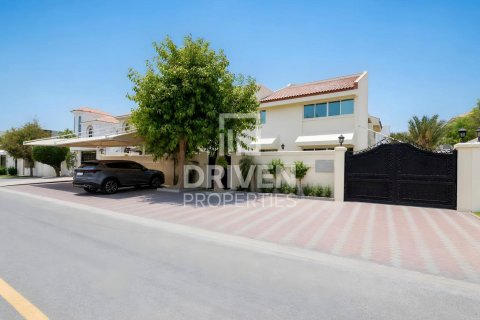 Jumeirah, Dubai, UAE의 임대용 빌라 침실 4개, 743.13제곱미터 번호 745112 - 사진 29
