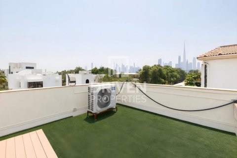 Jumeirah, Dubai, UAE의 임대용 빌라 침실 4개, 743.13제곱미터 번호 745112 - 사진 25