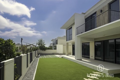 Willa do wynajęcia w Dubai, ZEA 5 sypialnie, 520.1 mkw., nr 669125 - zdjęcie 7