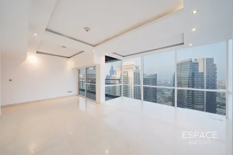 Dzīvoklis Jumeirah Lake Towers, Dubaijā, AAE 5 istabas, 573 m2 Nr. 661013 - attēls 8
