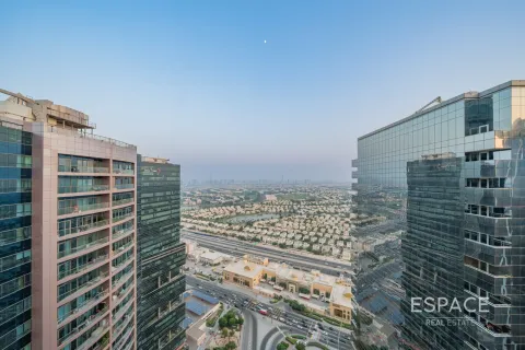 Dzīvoklis Jumeirah Lake Towers, Dubaijā, AAE 5 istabas, 573 m2 Nr. 661013 - attēls 19