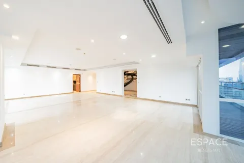 Dzīvoklis Jumeirah Lake Towers, Dubaijā, AAE 5 istabas, 573 m2 Nr. 661013 - attēls 2