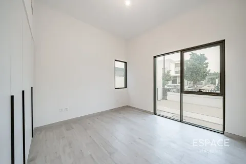 Vilă de vânzare în Al Furjan, Dubai, EAU 5 dormitoare, 425 mp.  №661009 - poză 6