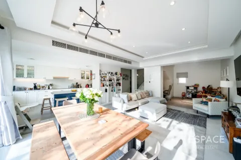 Vilă de vânzare în The Springs, Dubai, EAU 3 dormitoare, 228 mp. №661012 - poză 4