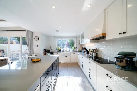 Vilă de vânzare în The Springs, Dubai, EAU 3 dormitoare, 228 mp. №661012 - poză 6