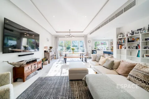 Vilă de vânzare în The Springs, Dubai, EAU 3 dormitoare, 228 mp. №661012 - poză 2