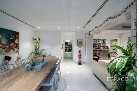 Vilă de vânzare în Meadows, Dubai, EAU 4 dormitoare, 387 mp.  №661007 - poză 5