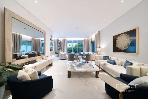 Vilă de vânzare în Jumeirah Park, Dubai, EAU 4 dormitoare, 455 mp. №661010 - poză 1