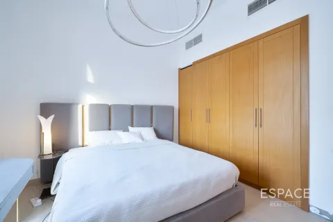 Vilă de vânzare în Jumeirah Park, Dubai, EAU 4 dormitoare, 455 mp. №661010 - poză 8