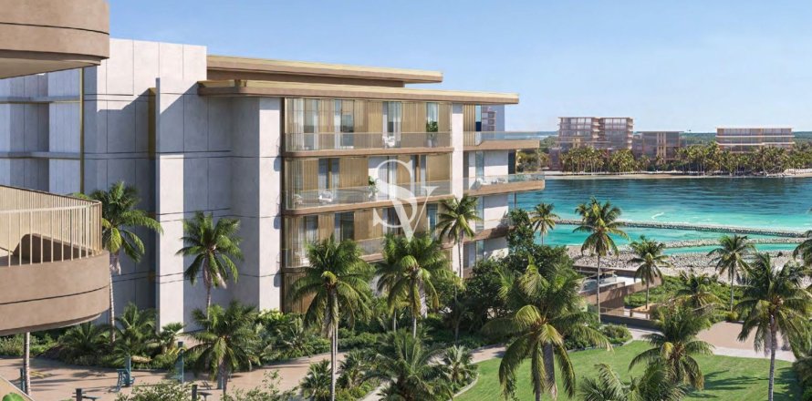 Apartment in Dubai, UAE 2 bedrooms, 182 sq.m. № 657889