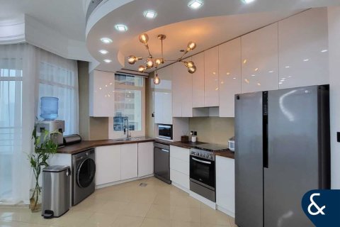 Huoneisto Dubai Marina, Dubai, Arabiemiraatit 2 makuuhuonetta, 135 m2 № 668450 - kuva 4