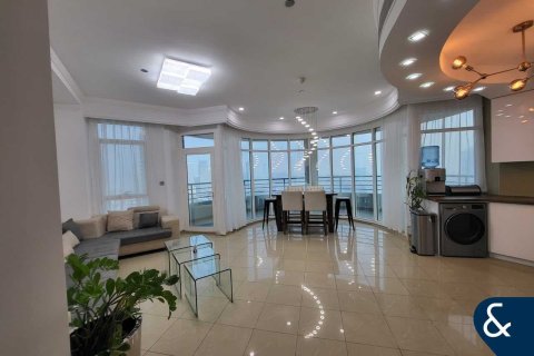Huoneisto Dubai Marina, Dubai, Arabiemiraatit 2 makuuhuonetta, 135 m2 № 668450 - kuva 15