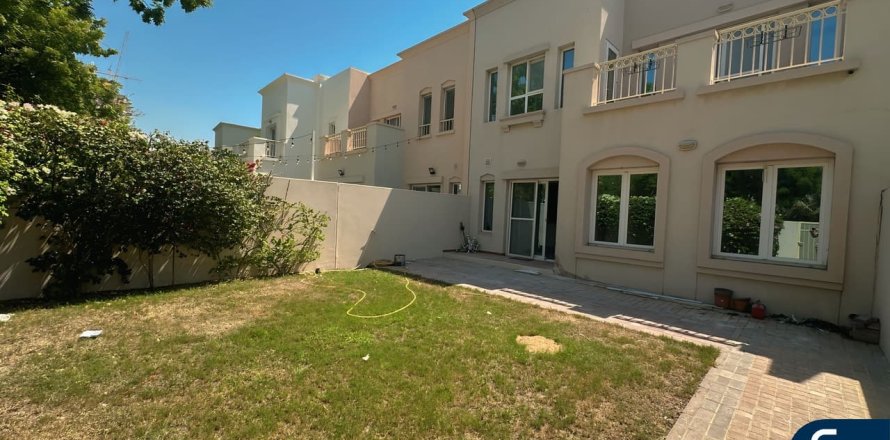 Vila di The Lakes, Dubai, UAE 3 bilik tidur, 234 meter persegi № 668460