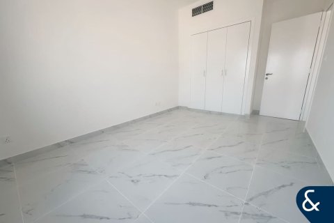 Vila v The Lakes, Dubai, SAE 3 spálne, 234 m2 č. 668460 - Fotografia 7