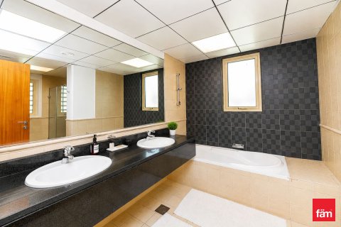 阿联酋 Dubai Jumeirah Islands 待租 : 4 卧, 817.6 平方米 , 编号709878 - 照片 16