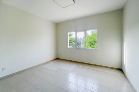 Villa te koop in Meadows, Dubai, VAE 5 slaapkamers, 576.93 vr.m., nr 748812 - foto 5
