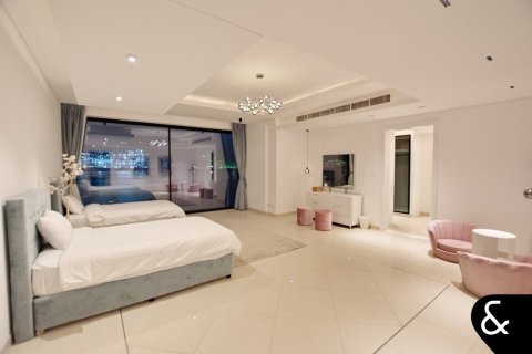 Villa in vendita a Palm Jumeirah, Dubai, EAU 6 camere da letto, 1313 mq. № 667738 - foto 25
