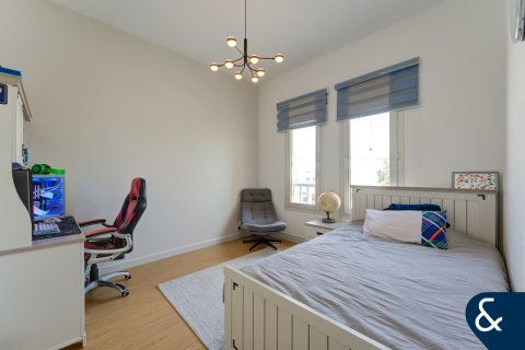 The Springs, Dubai, संयुक्त अरब अमीरात में विला, 3 बेडरूम, 290 वर्ग मीटर, संख्या 667728 - फ़ोटो 7