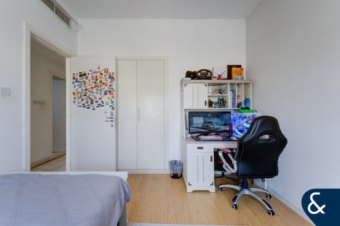 The Springs, Dubai, संयुक्त अरब अमीरात में विला, 3 बेडरूम, 290 वर्ग मीटर, संख्या 667728 - फ़ोटो 8