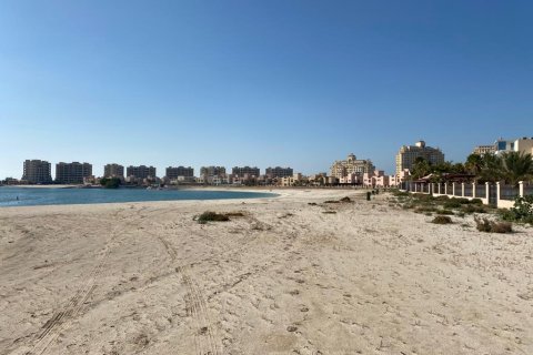 Vila u gradu Al Hamra Village, Ras Al Khaimah, UAE 5 spavaće sobe, 1416 m2 Br. 656523 - Slika 2