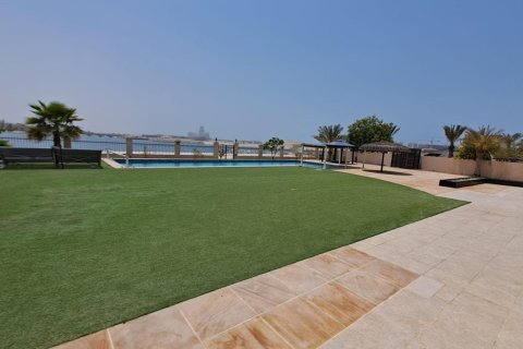 Vila u gradu Al Hamra Village, Ras Al Khaimah, UAE 5 spavaće sobe, 1416 m2 Br. 656523 - Slika 3