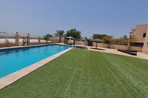 Vila u gradu Al Hamra Village, Ras Al Khaimah, UAE 5 spavaće sobe, 1416 m2 Br. 656523 - Slika 1