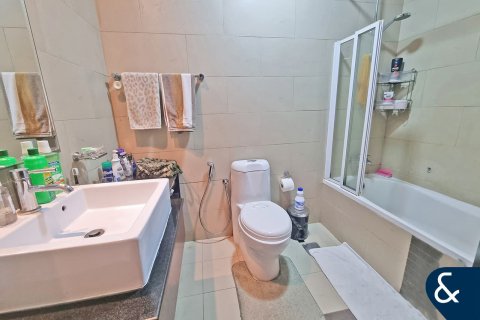 Appartamento in vendita a Dubai Marina, Dubai, EAU 2 camere da letto, 96 mq. № 671156 - foto 9