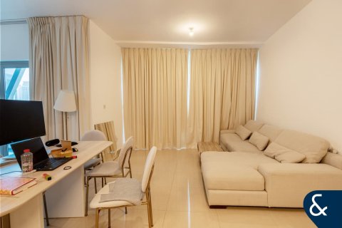 Apartment in DIFC, Dubai, UAE 1 bedroom, 96 sq.m. № 671158 - photo 17